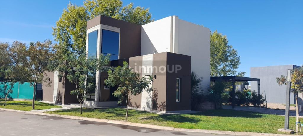 Casa en Alquiler en Maipu, Mendoza