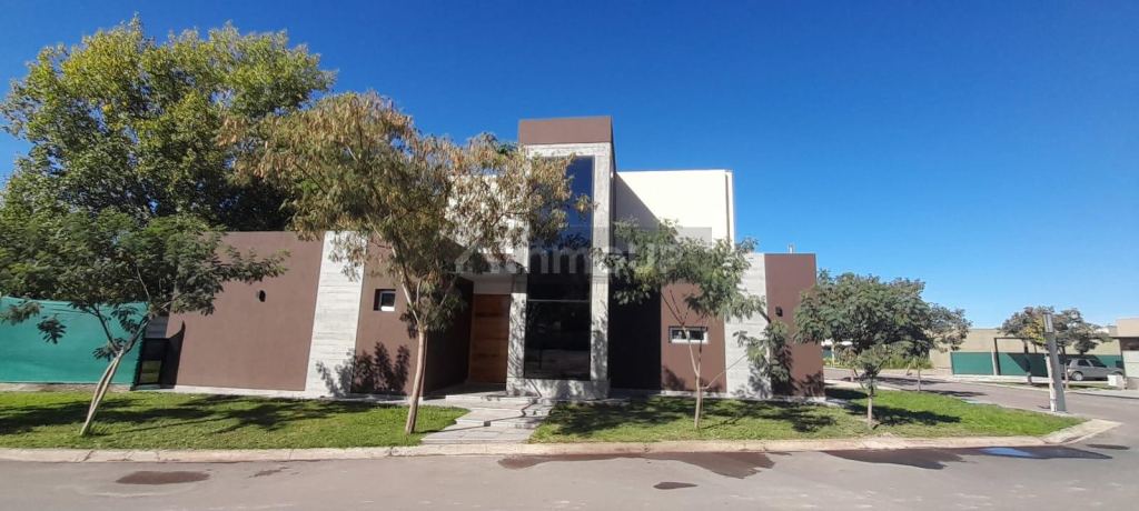 Casa en Alquiler en Maipu, Mendoza