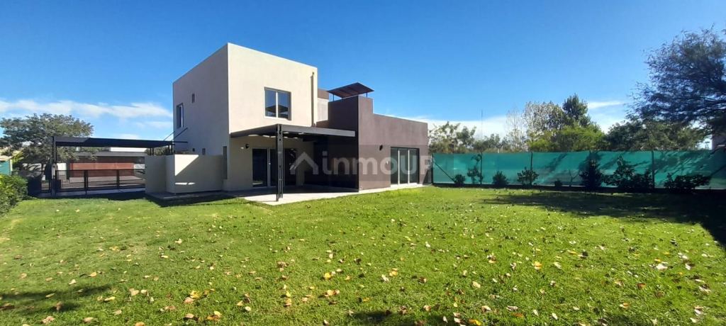 Casa en Alquiler en Maipu, Mendoza