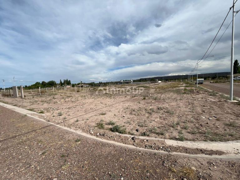 Lote en Venta en Maipu, Mendoza