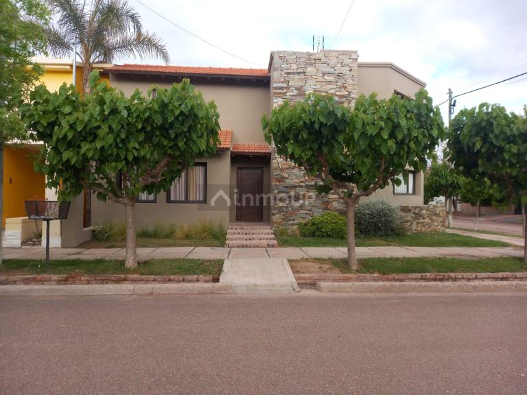 Casa en Venta en Maipu, Mendoza