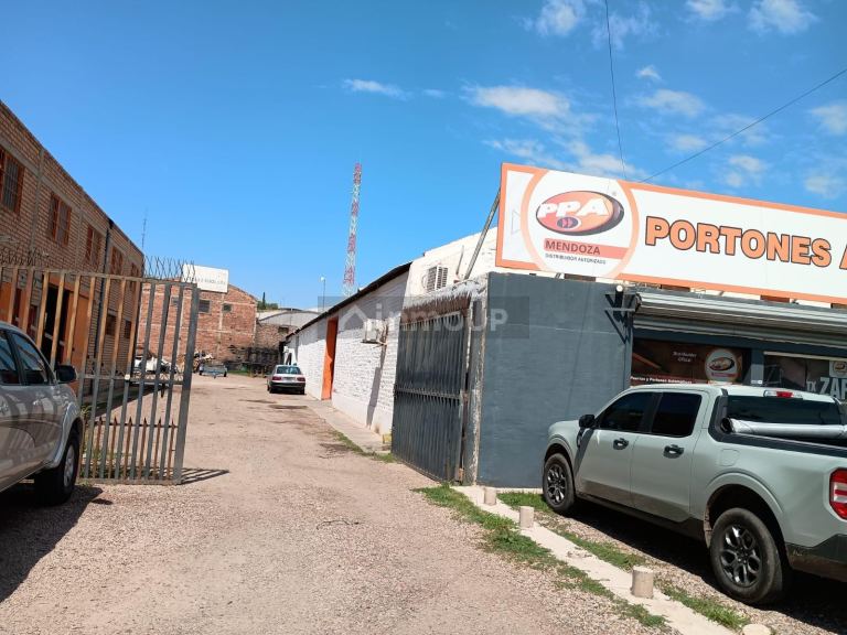 Galpon en Alquiler en Godoy Cruz, Mendoza