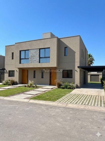 Duplex en Venta en Lujan de Cuyo, Mendoza