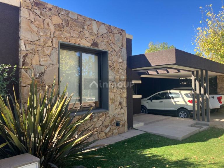 Casa en Venta en Maipu, Mendoza