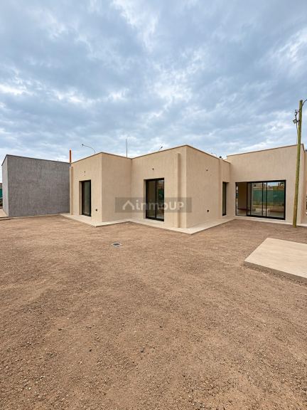 Casa en Venta en Guaymallen, Mendoza