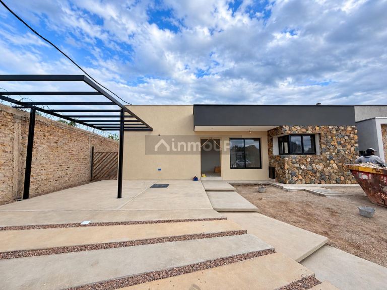 Casa en Venta en Guaymallen, Mendoza