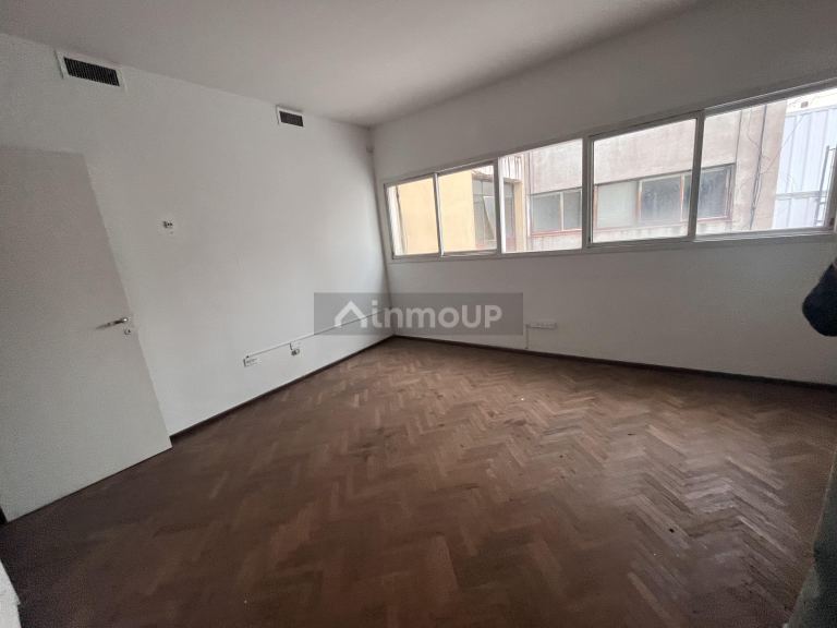 Oficina en Venta en Capital, Mendoza
