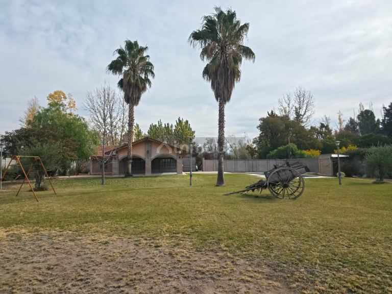 Casa Quinta en Venta en Maipu, Mendoza