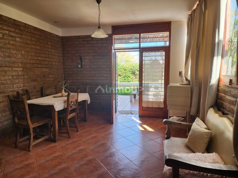 Casa en Venta en Juana Koslay, San Luis