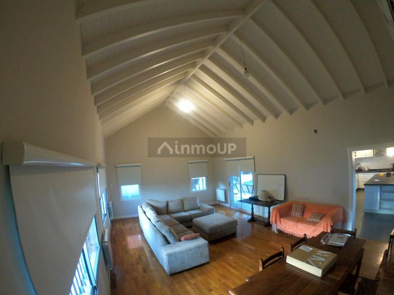 Casa en Venta en Juana Koslay, San Luis