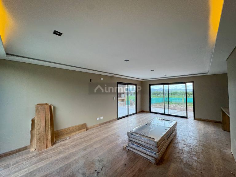 Casa en Venta en Juan Martín de Pueyrredón, San Luis