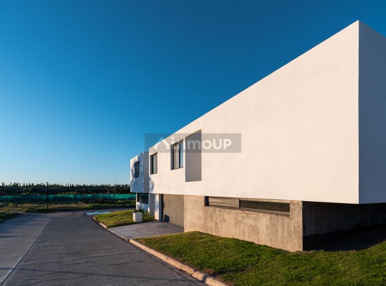 Casa en Venta en Juana Koslay, San Luis