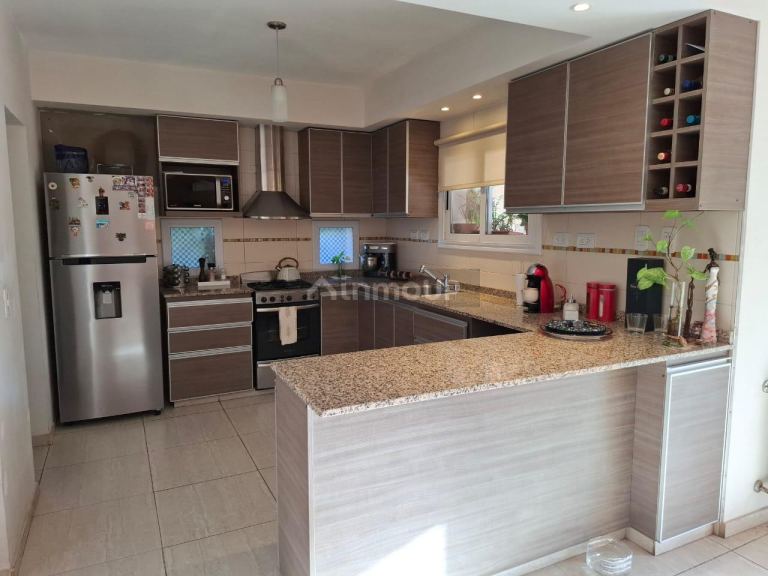Casa en Venta en Juana Koslay, San Luis