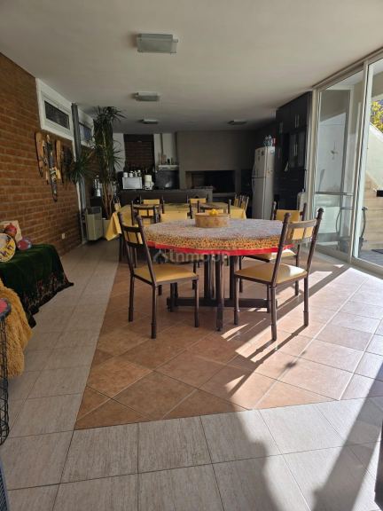 Casa en Venta en Juana Koslay, San Luis