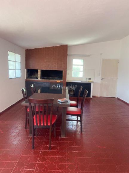 Casa en Venta en Juana Koslay, San Luis