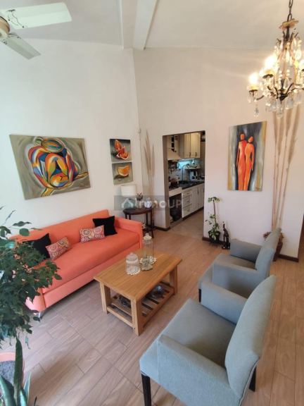 Casa en Venta en Juana Koslay, San Luis