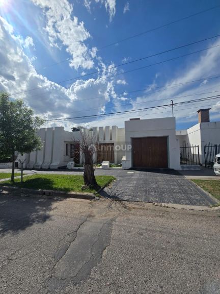 Juan Martín de Pueyrredón BARRIO CERROS AZULES, CALLE JOSE HERNANDEZ ENTRE LEANDRO N ALEM Y VICTOR TULA