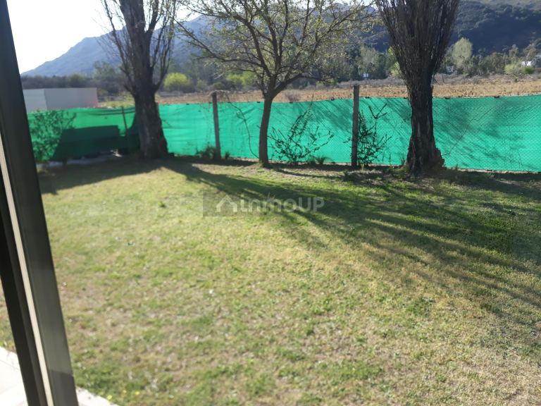 Casa en Venta en Juana Koslay, San Luis