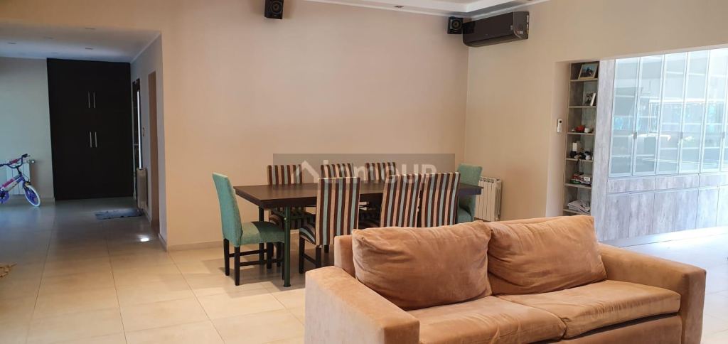 Casa en Venta en Juana Koslay, San Luis