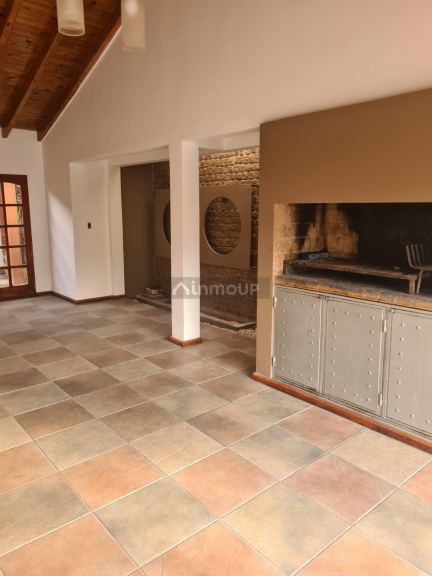 Casa en Venta en Juana Koslay, San Luis