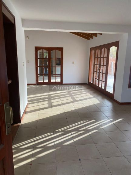Casa en Venta en Juana Koslay, San Luis