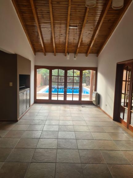 Casa en Venta en Juana Koslay, San Luis