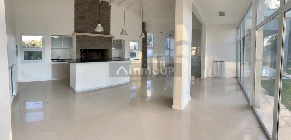 Casa en Venta en Juana Koslay, San Luis
