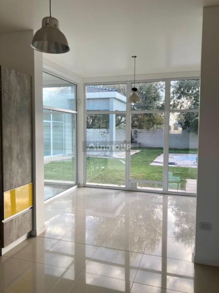 Casa en Venta en Juana Koslay, San Luis