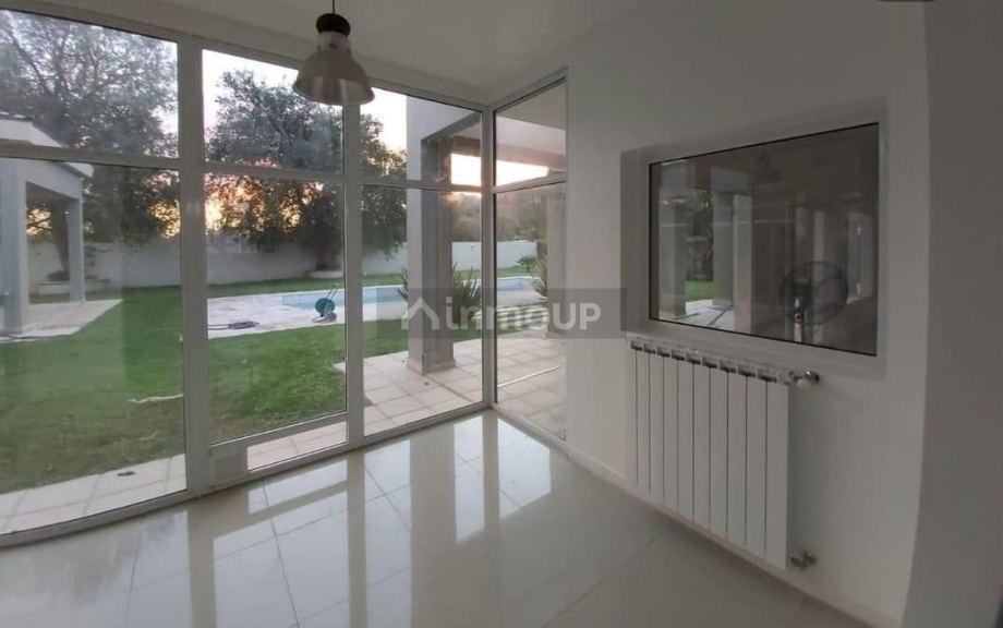 Casa en Venta en Juana Koslay, San Luis