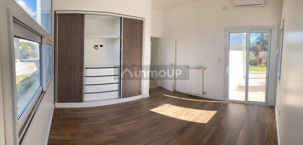Casa en Venta en Juana Koslay, San Luis