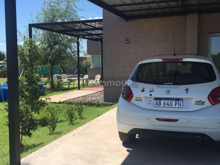 Casa en Venta en Juana Koslay, San Luis