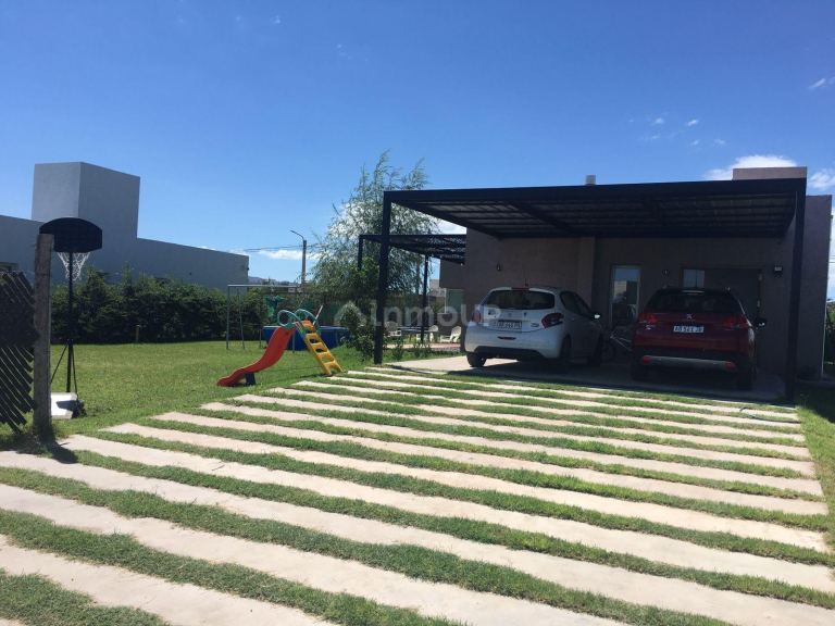 Casa en Venta en Juana Koslay, San Luis