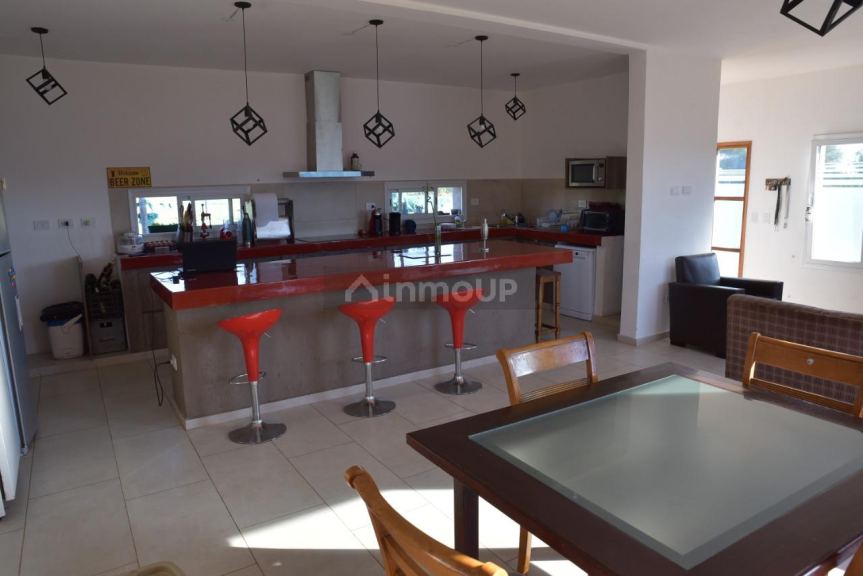 Casa en Venta en Juana Koslay, San Luis