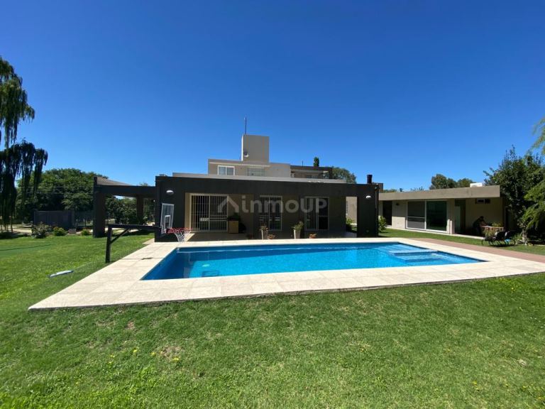 Casa en Venta en Juana Koslay, San Luis