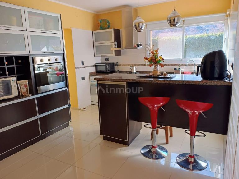 Casa en Venta en Juana Koslay, San Luis