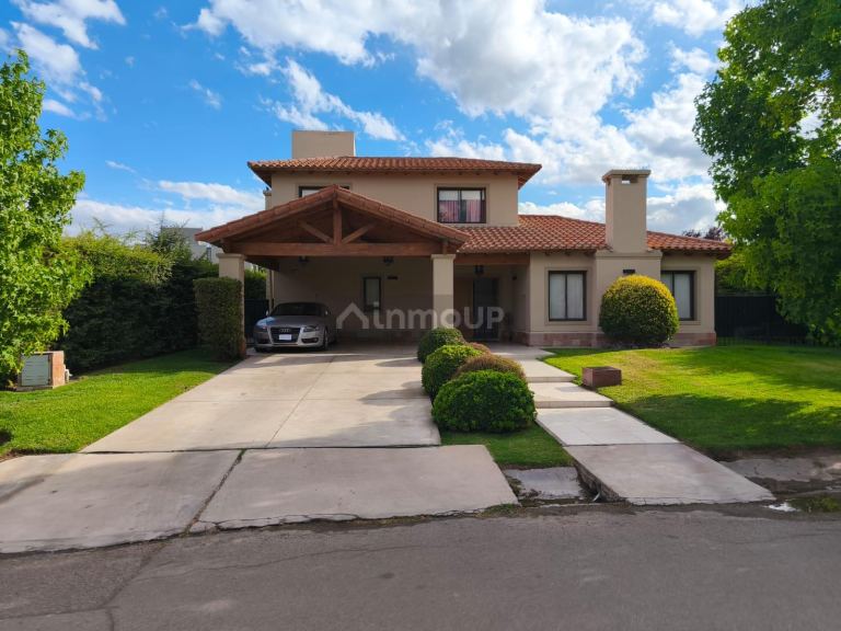 Casa en Venta en Lujan de Cuyo, Mendoza