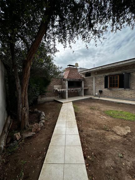 Casa en Venta en Rivadavia, Mendoza