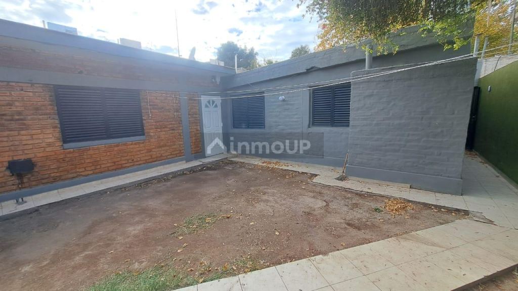 Casa en Venta en Rivadavia, Mendoza