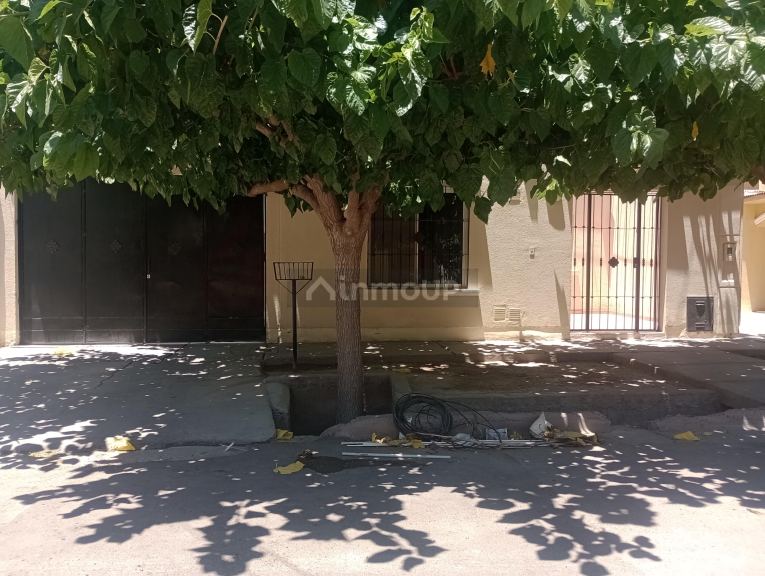 Casa en Alquiler en San Martin, Mendoza