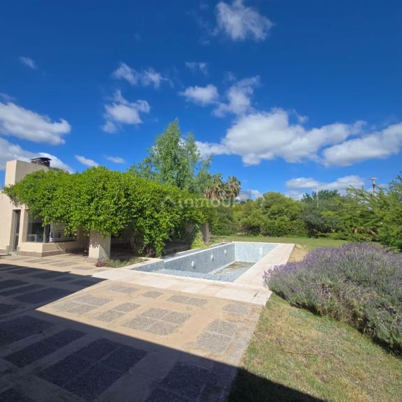 Casa en Venta en Maipu, Mendoza