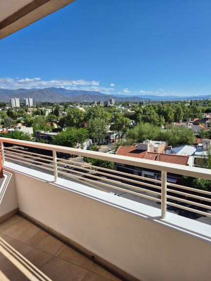 Departamento en Alquiler en Godoy Cruz, Mendoza