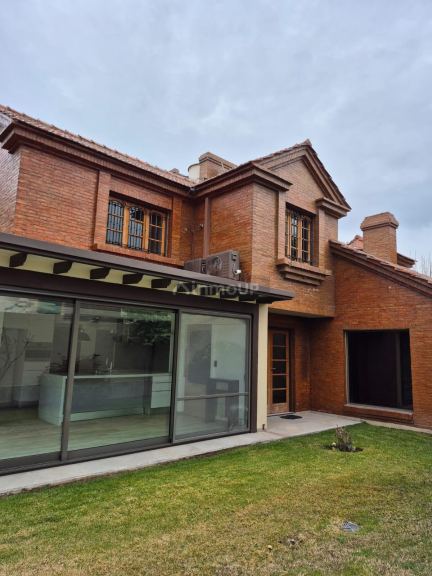Casa en Venta en Godoy Cruz, Mendoza