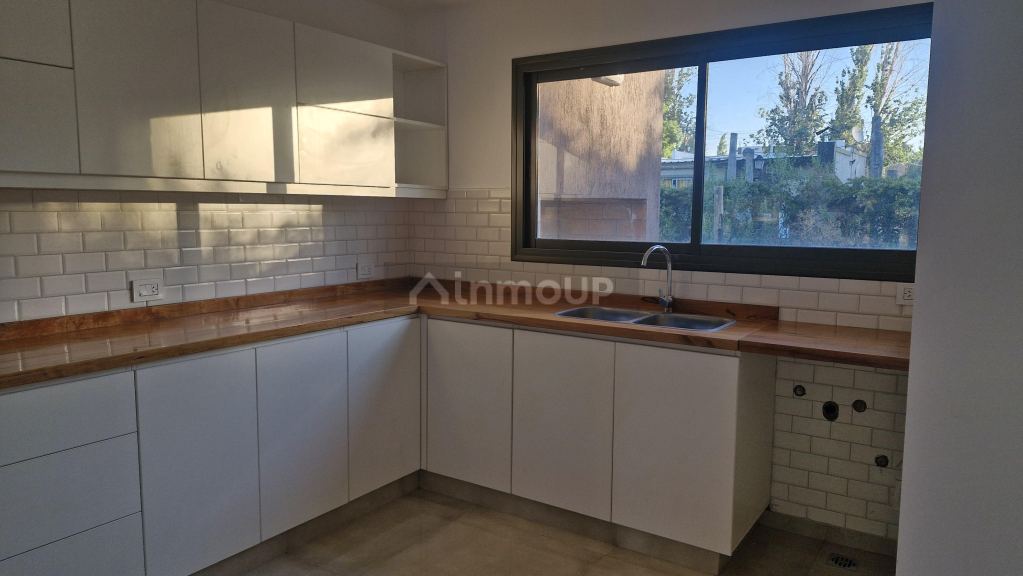 Casa en Venta en Maipu, Mendoza