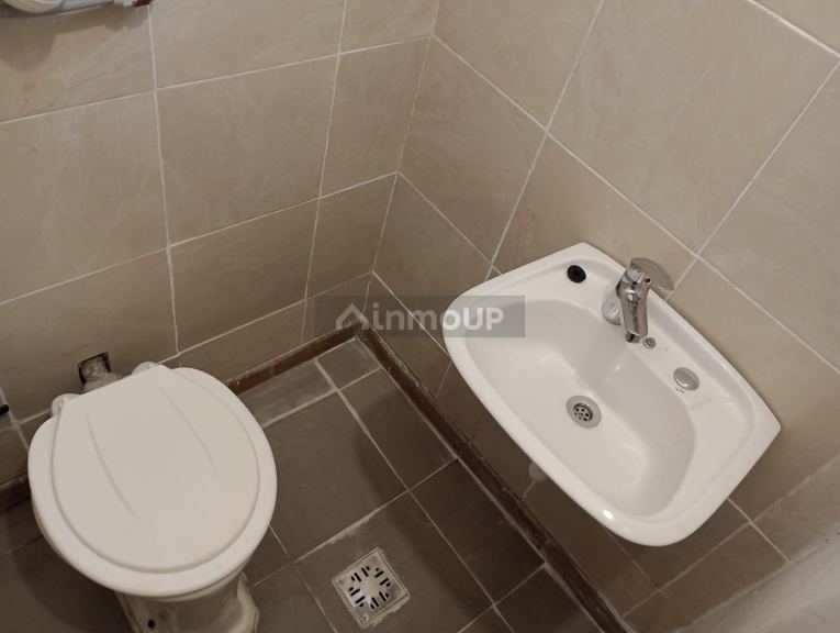 Casa en Venta en Capital, Mendoza - USD 100.000 | Inmoup - 8