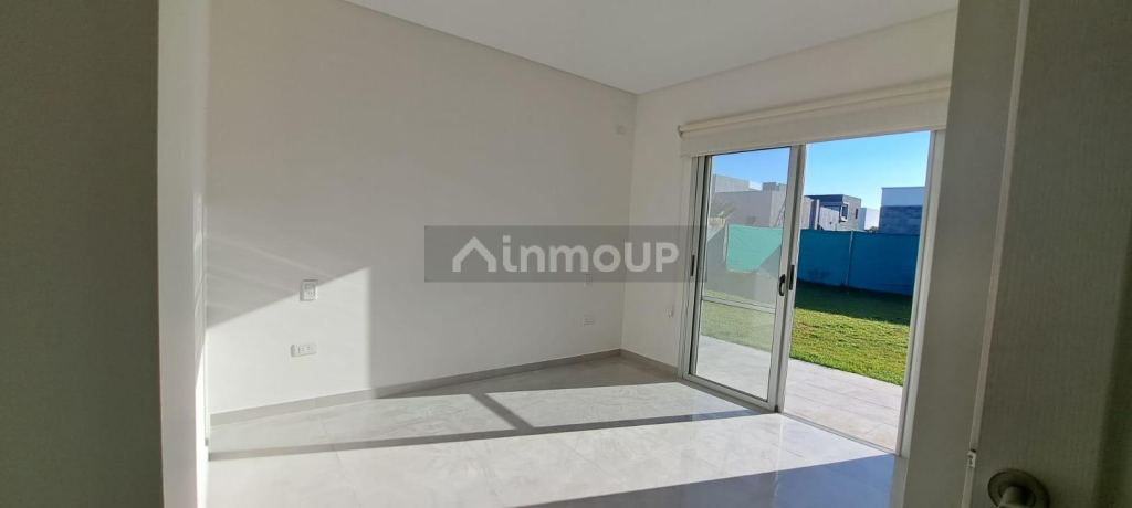 Casa en Alquiler en Maipu, Mendoza