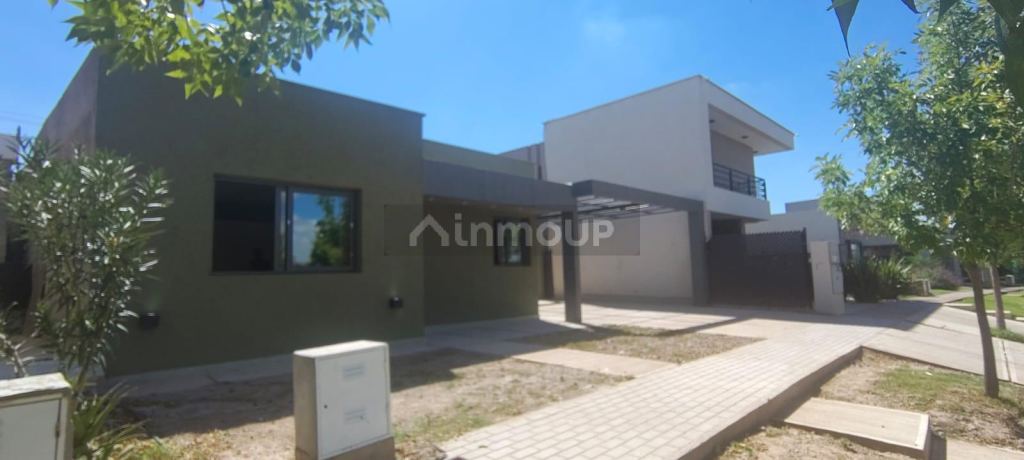 Casa en Venta en Maipu, Mendoza