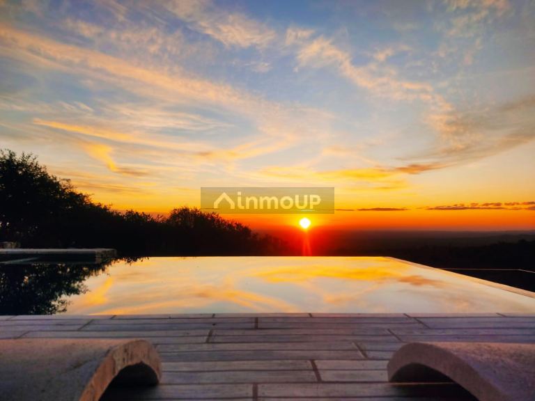 Chalet en Venta en San Javier, Cordoba