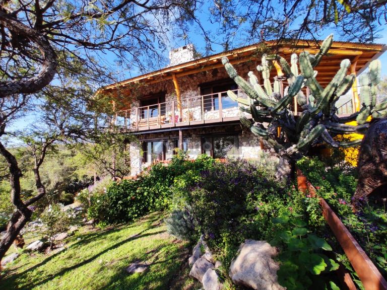 Chalet en Venta en San Javier, Cordoba