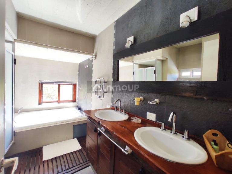 Casa en Venta en San Javier, Cordoba