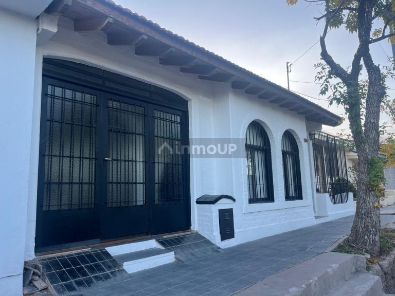 Casa en Alquiler en Godoy Cruz, Mendoza